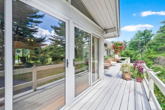 26 Sunrise Drive, Avon, CT 06001