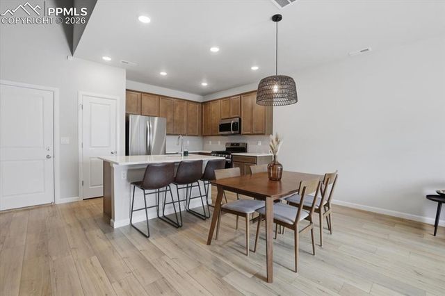 5230 Mountain Vista Heights, Colorado Springs, CO 80924