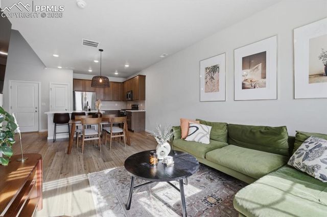 5230 Mountain Vista Heights, Colorado Springs, CO 80924