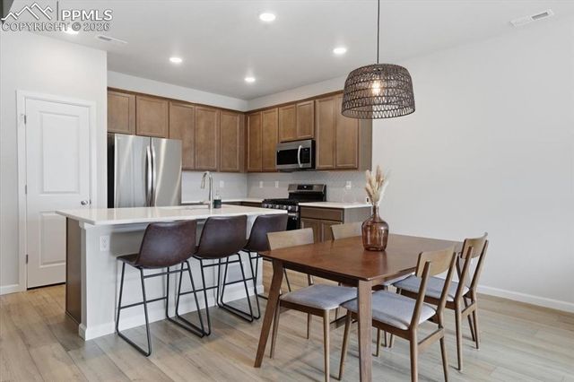 5230 Mountain Vista Heights, Colorado Springs, CO 80924