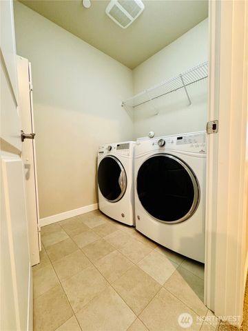 7921 20th Avenue SE, Everett, WA 98203