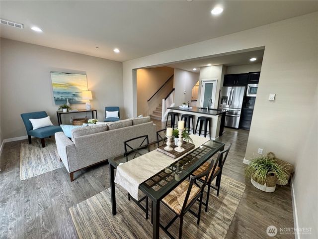 7921 20th Avenue SE, Everett, WA 98203