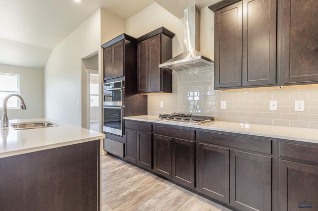 145 ISAAC ST, Rapid City, SD 57703