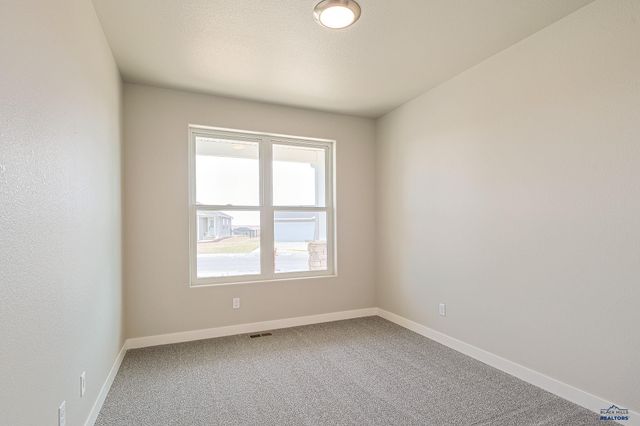 145 ISAAC ST, Rapid City, SD 57703