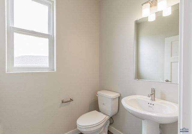 145 ISAAC ST, Rapid City, SD 57703