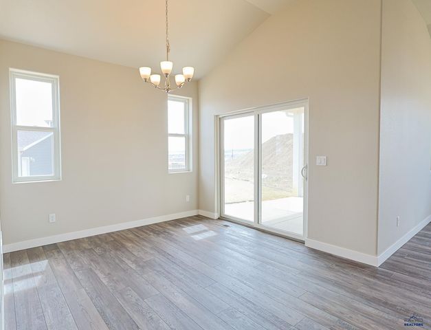 145 ISAAC ST, Rapid City, SD 57703