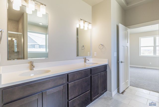 145 ISAAC ST, Rapid City, SD 57703