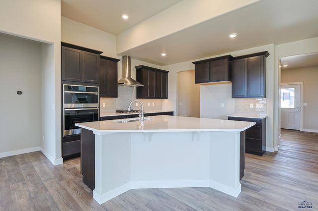 145 ISAAC ST, Rapid City, SD 57703