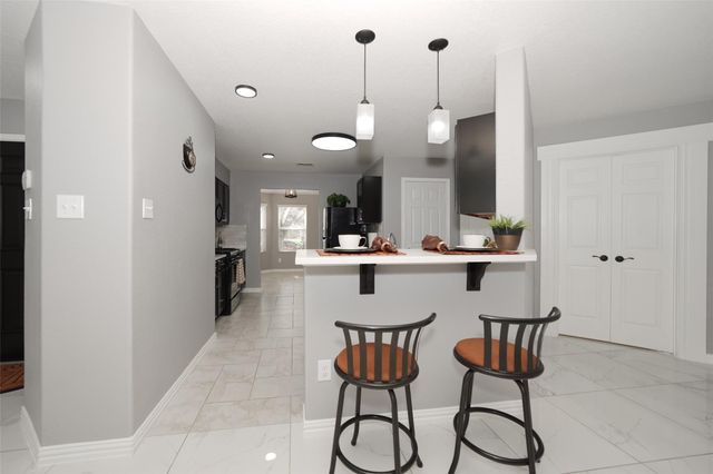 10606 Ince Lane, Houston, TX 77040