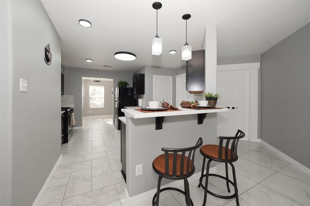 10606 Ince Lane, Houston, TX 77040