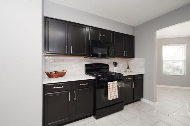 10606 Ince Lane, Houston, TX 77040