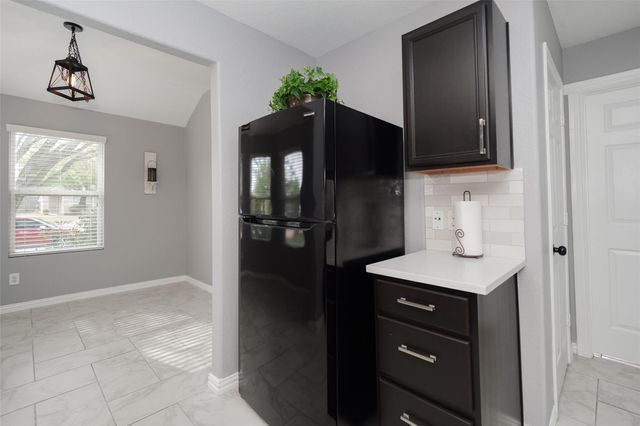 10606 Ince Lane, Houston, TX 77040