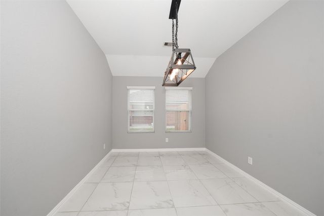 10606 Ince Lane, Houston, TX 77040