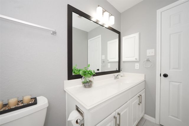 10606 Ince Lane, Houston, TX 77040