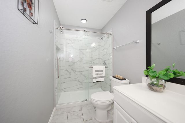 10606 Ince Lane, Houston, TX 77040