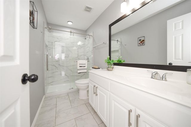 10606 Ince Lane, Houston, TX 77040