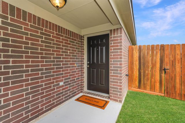 10606 Ince Lane, Houston, TX 77040