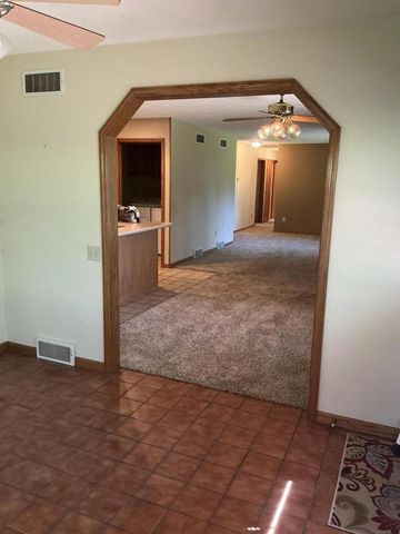 201 Pauquette DRIVE, Poynette, WI 53955