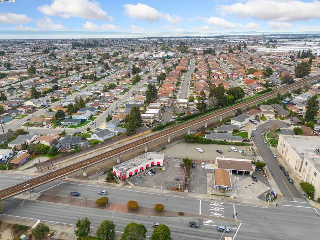 15205 Hesperian Blvd G, San Leandro, CA 94578