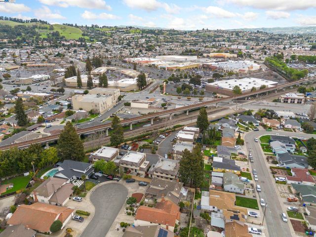 15205 Hesperian Blvd G, San Leandro, CA 94578
