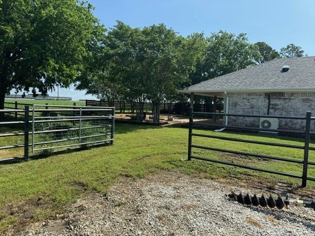 1273 Wall St Road, Gunter, TX 75058