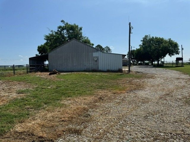 1273 Wall St Road, Gunter, TX 75058