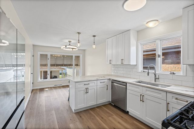 658 Hoxie Avenue, Calumet City, IL 60409
