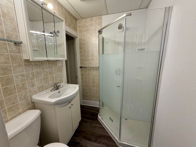 719 W 1st Street, Waterloo, IA 50701