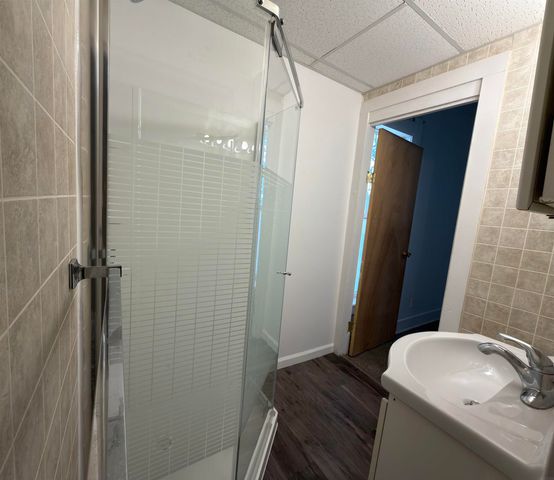 719 W 1st Street, Waterloo, IA 50701