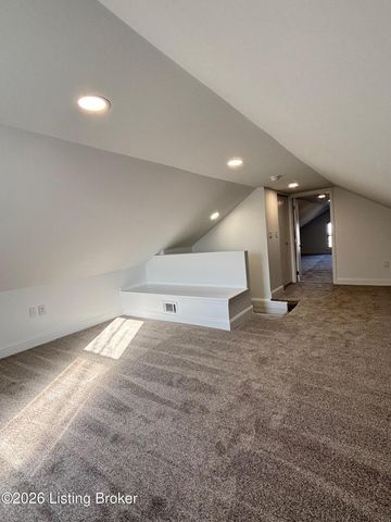 1052 S 26th St, Louisville, KY 40211