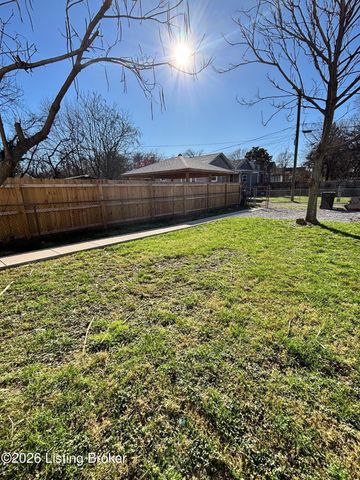 1052 S 26th St, Louisville, KY 40211