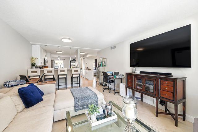 777 Federal Highway E - 101, Pompano Beach, FL 33062