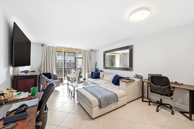 777 Federal Highway E - 101, Pompano Beach, FL 33062