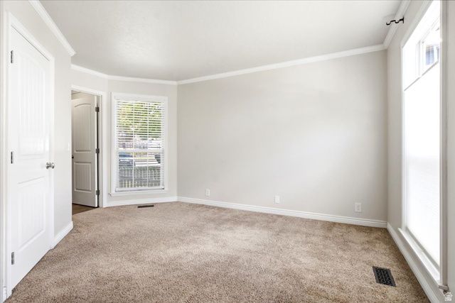1364 W BEACON DR, Taylorsville, UT 84123