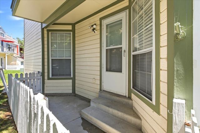 1364 W BEACON DR, Taylorsville, UT 84123