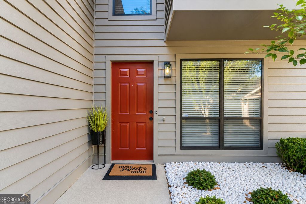 1124 Creatwood Place SE, Smyrna, GA 30080