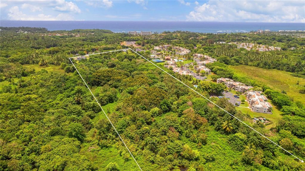 Image 1 of property listing at PR-693, Vega Alta, PR 00692