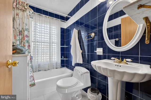 2371 BELLEVUE AVE, Atco, NJ 08004