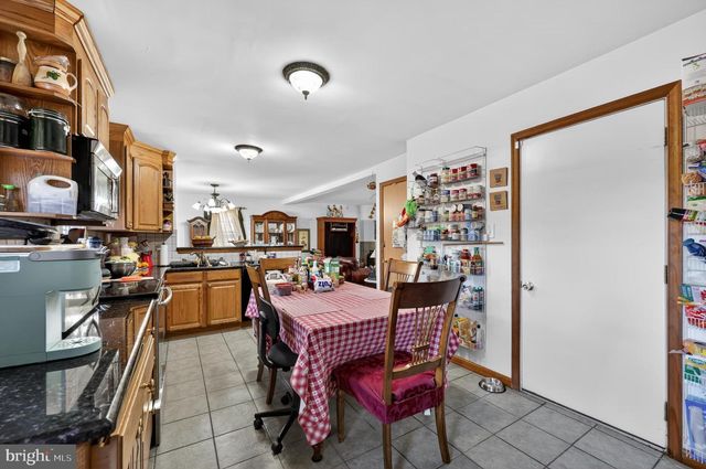 2371 BELLEVUE AVE, Atco, NJ 08004