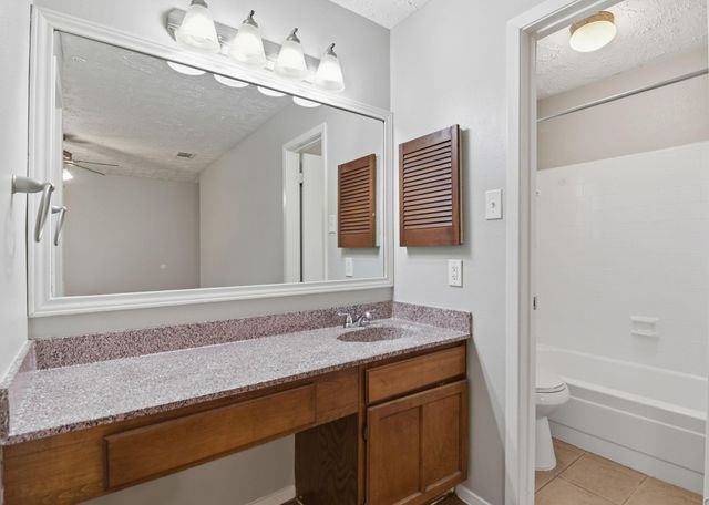 20014 Bishops Gate Lane, Humble, TX 77338