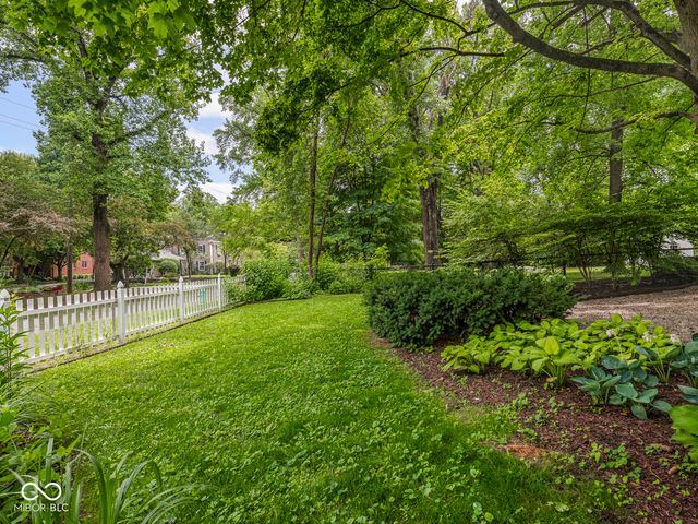 3726 Totem Lane, Indianapolis, IN 46208