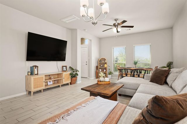 2308 Eagle Nook Drive, Texas City, TX 77568