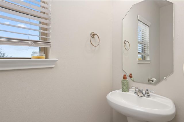 2308 Eagle Nook Drive, Texas City, TX 77568