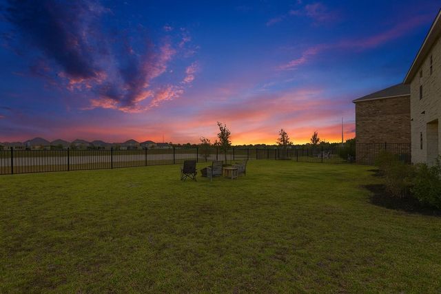 2308 Eagle Nook Drive, Texas City, TX 77568