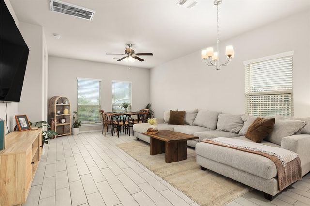 2308 Eagle Nook Drive, Texas City, TX 77568