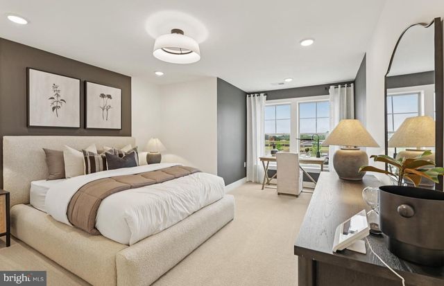 6087 AZURITE WAY, Haymarket, VA 20169