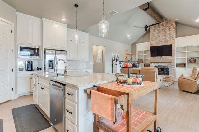 6953 101st Street, Lubbock, TX 79424