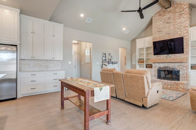 6953 101st Street, Lubbock, TX 79424