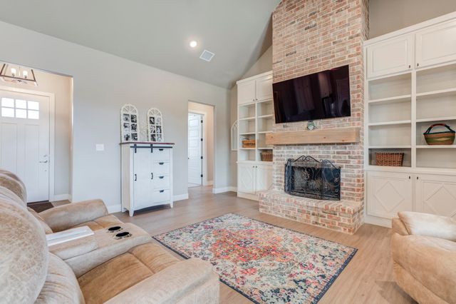 6953 101st Street, Lubbock, TX 79424