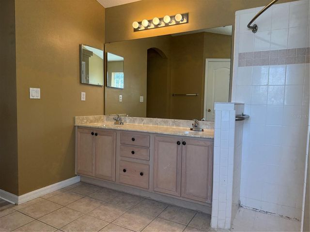 1048 PRINCETON DRIVE, Clermont, FL 34711